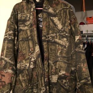 Never worn like new very heavy camo jacket